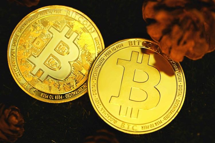 比特币弱势抛售放缓：STH SOPR 重置暗示可能出现反弹