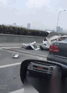 英雄联盟小车祸怎么触发 小车祸的触发条件和影响是什么