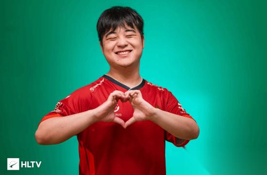 中国CS2选手不当言论引众怒 怼观众:你有我赚得多吗?
