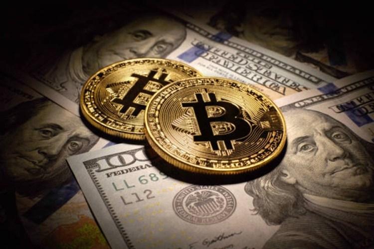 BTC 陷入窄幅波动：流动性热图显示关键价格点位于 11.5 万美元和 10.6 万美元