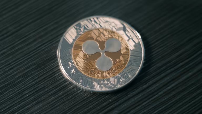 分析师声称，受 ETF 的影响，XRP 价格将飙升至 220 美元，但这有可能吗